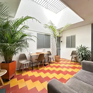  Pensión Casa Encanto, - Habitaciones, Laureles-america Colombia